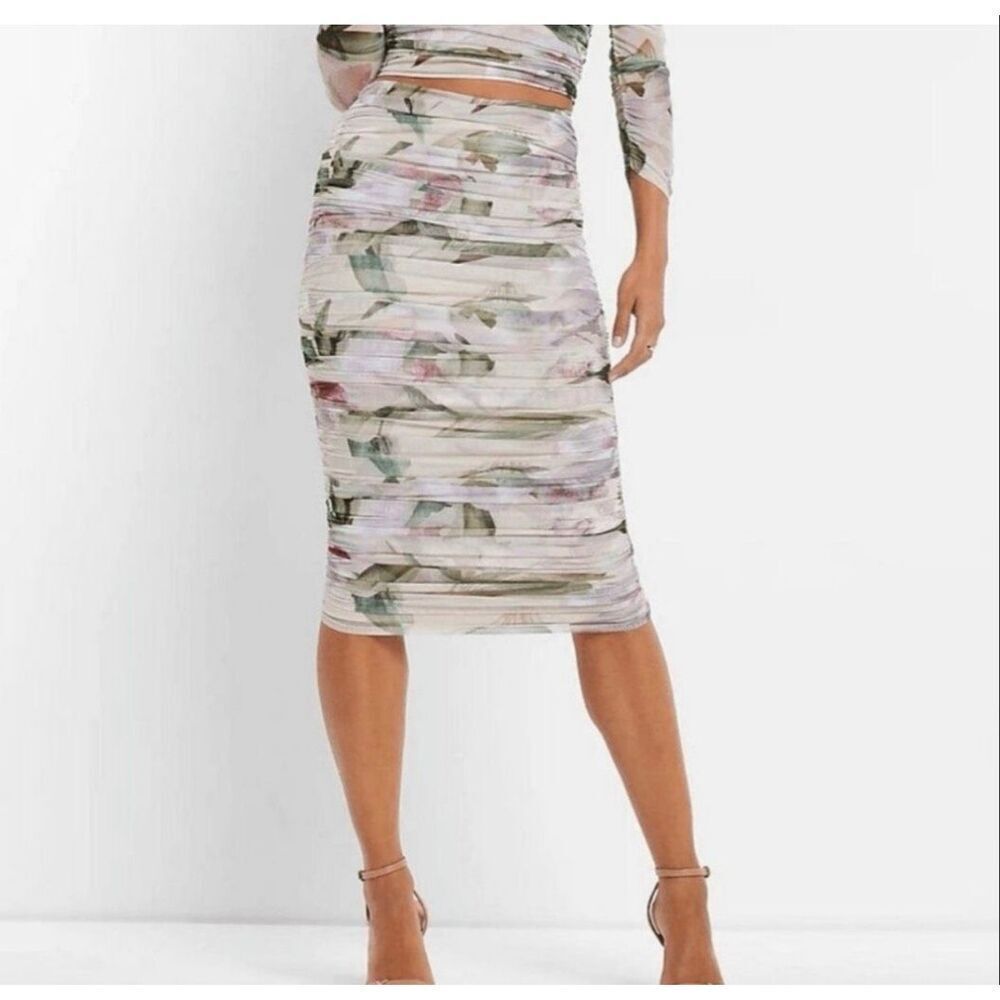 Express Cream Green Body Contour Floral Mesh Ruched Top Midi Skirt Set Size XS